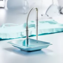 What is a dental retractor? What is a dental retractor?