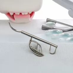 Dental Retractors in Orthodontics: Applications and Benefits